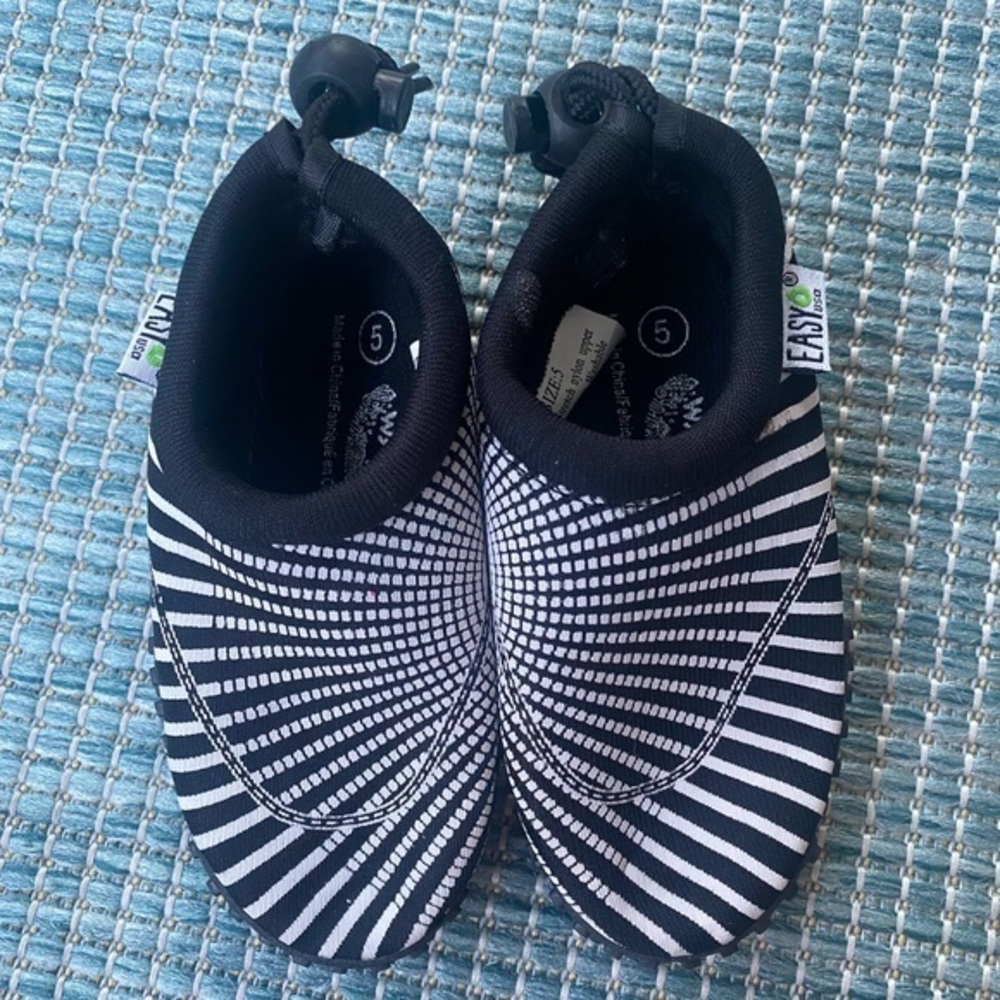 Toddler Water Shoes Size 5
